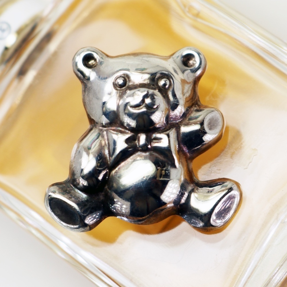 Vintage Sterling Silver Teddy Bear Brooch - Picture 2 of 15